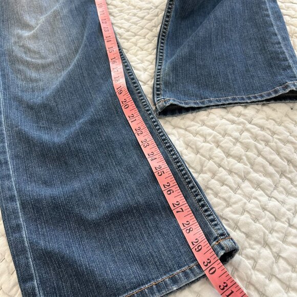 Tommy Bahama Island Crafted Classic Jeans 34" x 30" Medium Faded Wash - Picture 9 of 9